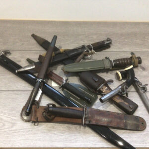 wanted-bayonets-daggers-antique-guns-and-all-militaria