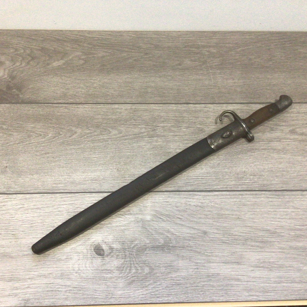1907 SMLE Hooked Quillon bayonet West Yorkshire regiment marked and unknown SY 72