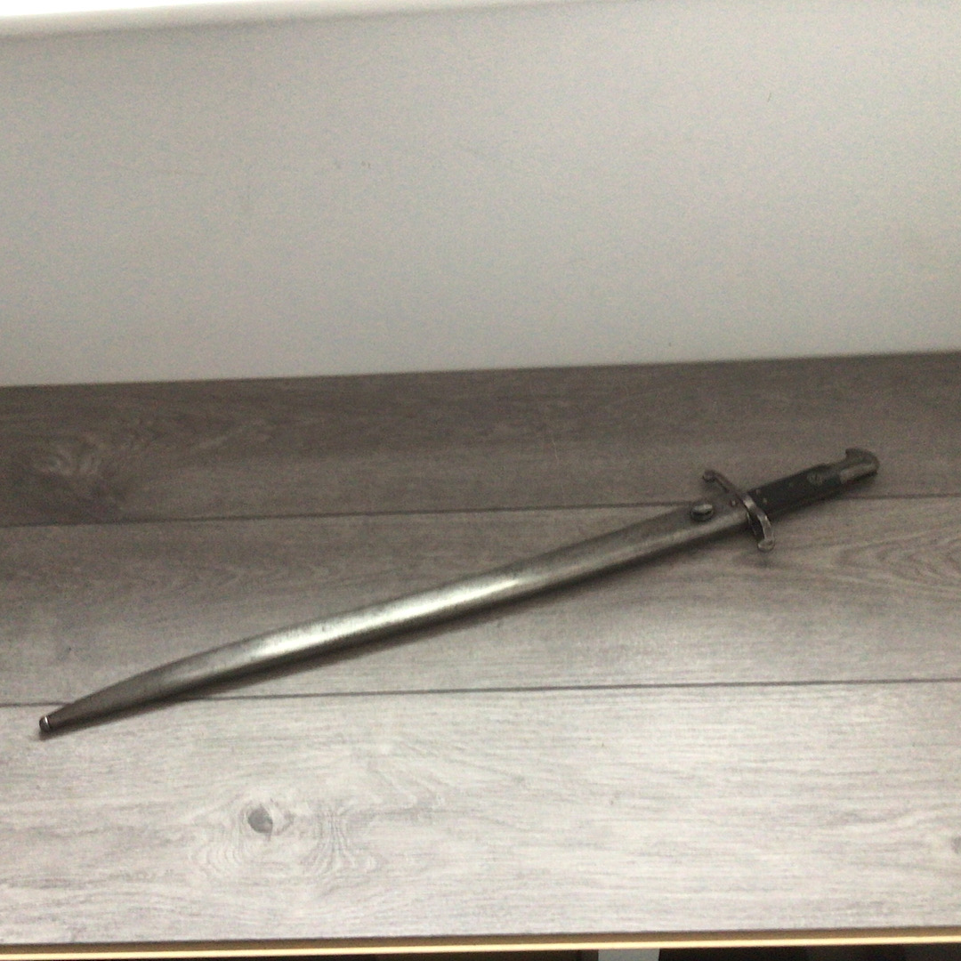 Bushed Yataghan bayonet for the Martini Henry Artillery Carbine Mk111