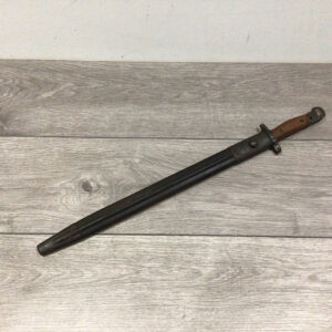 Australian 1907 Smle bayonet 1942 dated with double stitched scabbard