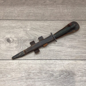 WW2 3rd Pattern Fairbairn Sykes Fs knife marked FR693