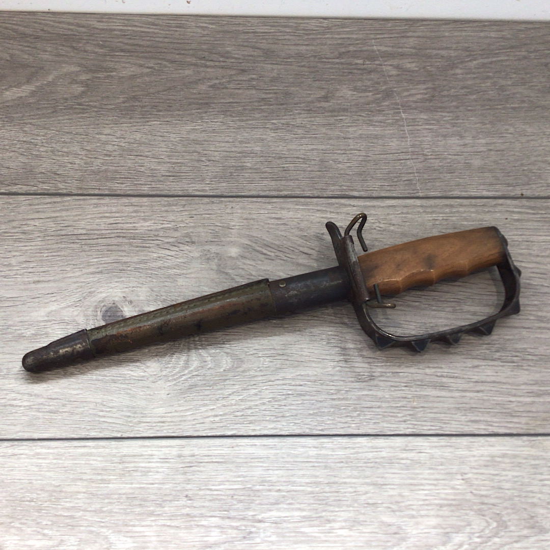 WW1 US Model 1917 Trench knife by L.F.&C