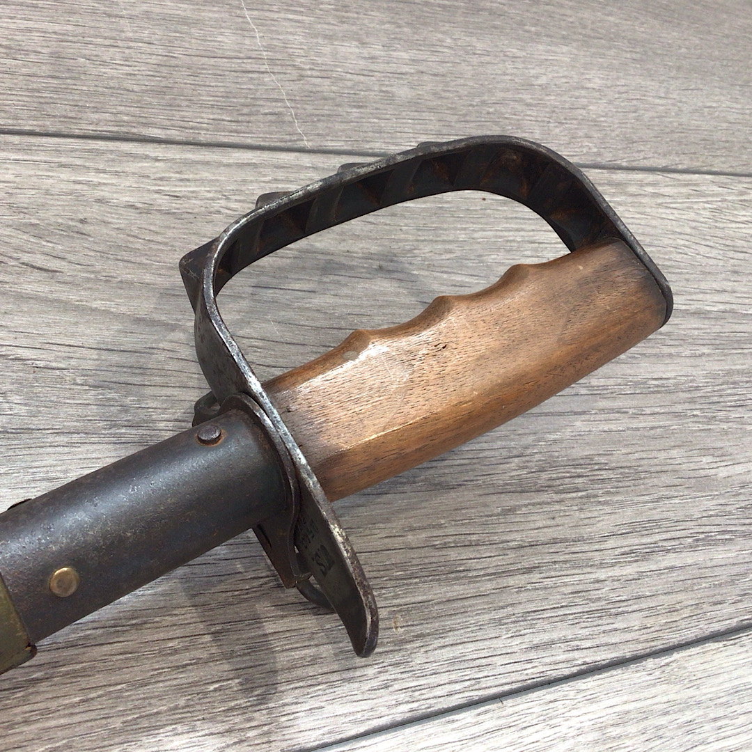 WW1 US Model 1917 Trench knife by L.F.&C - Image 9