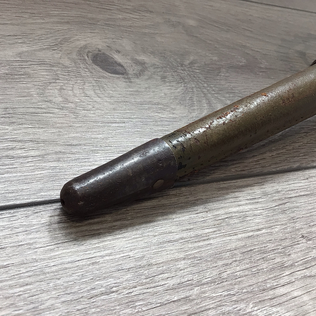 WW1 US Model 1917 Trench knife by L.F.&C - Image 10