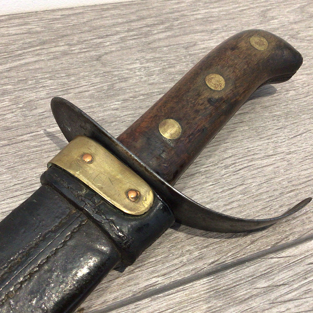 WW2 Dutch military sidearm by Hembrug with altered cross guard - Image 3