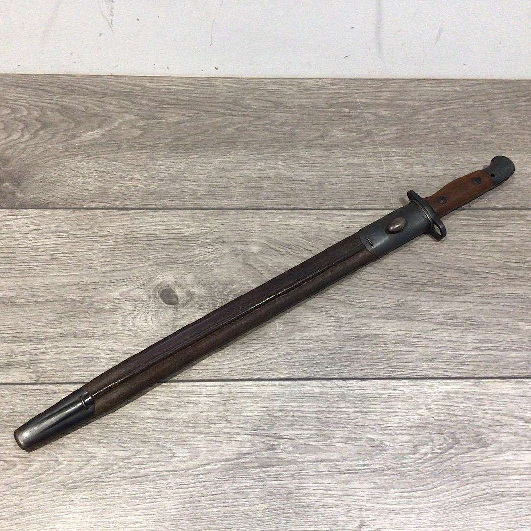 1907 Smle bayonet with rare British double stitched scabbard