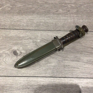 U.S. WW2 Untouched M3 fighting knife by Imperial