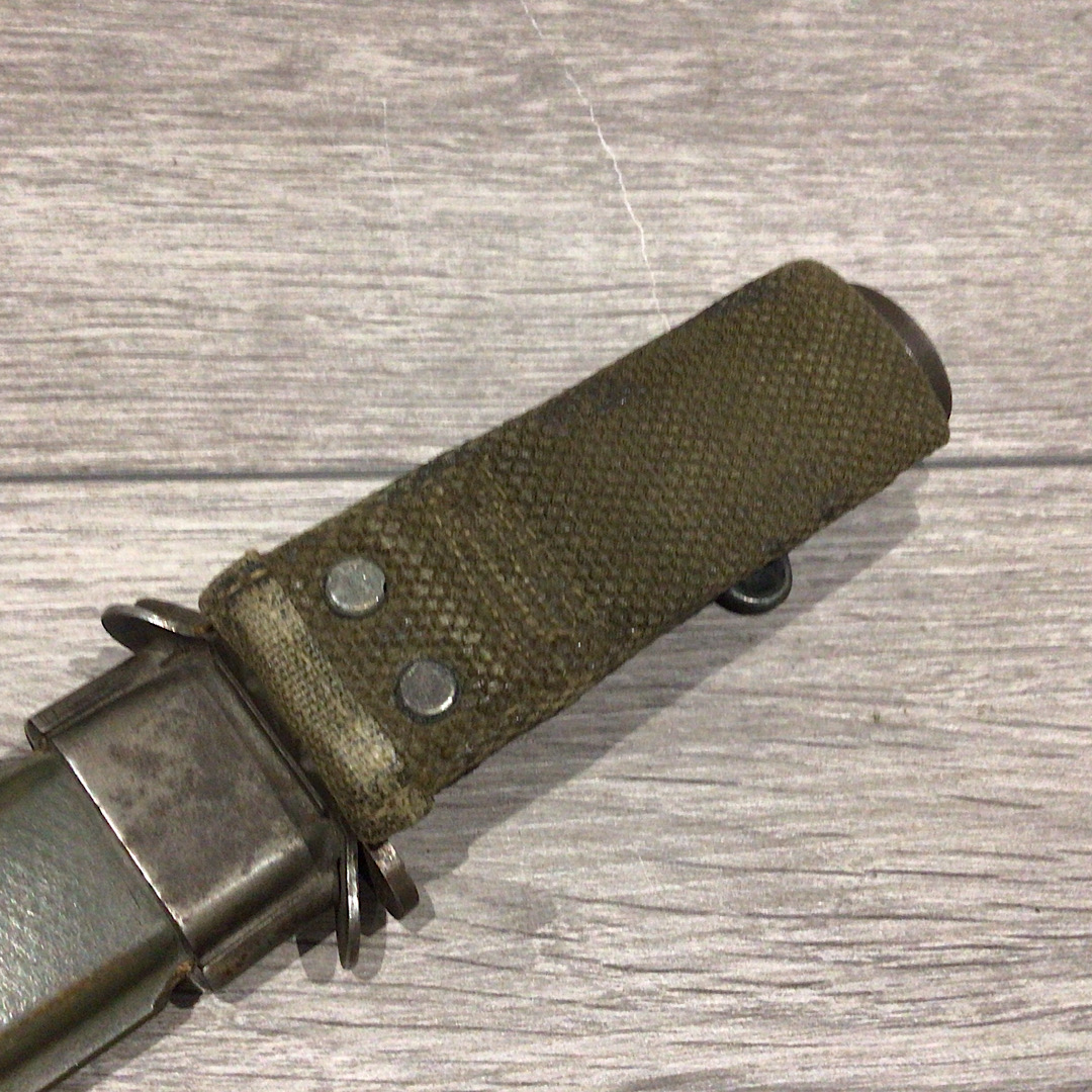 U.S. WW2 Untouched M3 fighting knife by Imperial - Image 5