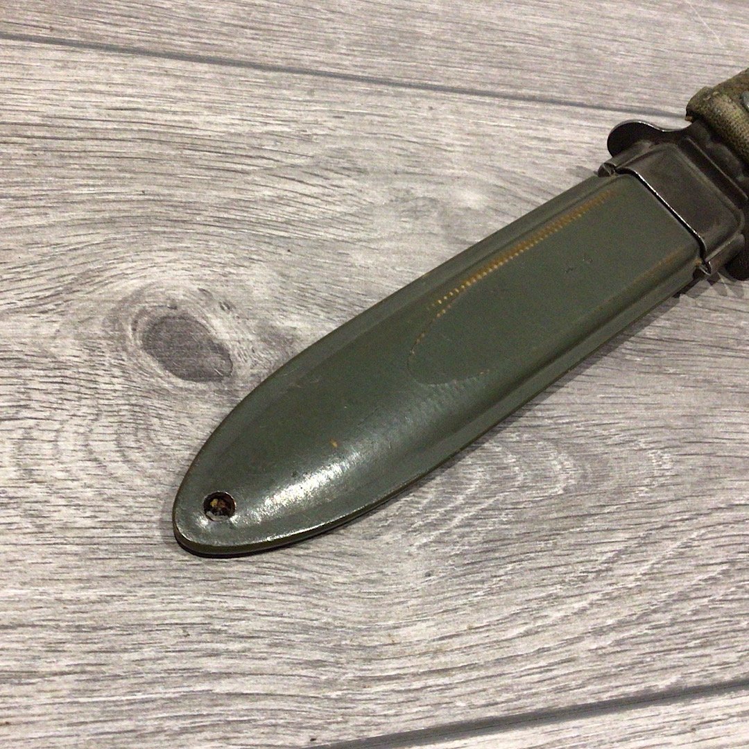 U.S. WW2 Untouched M3 fighting knife by Imperial - Image 6