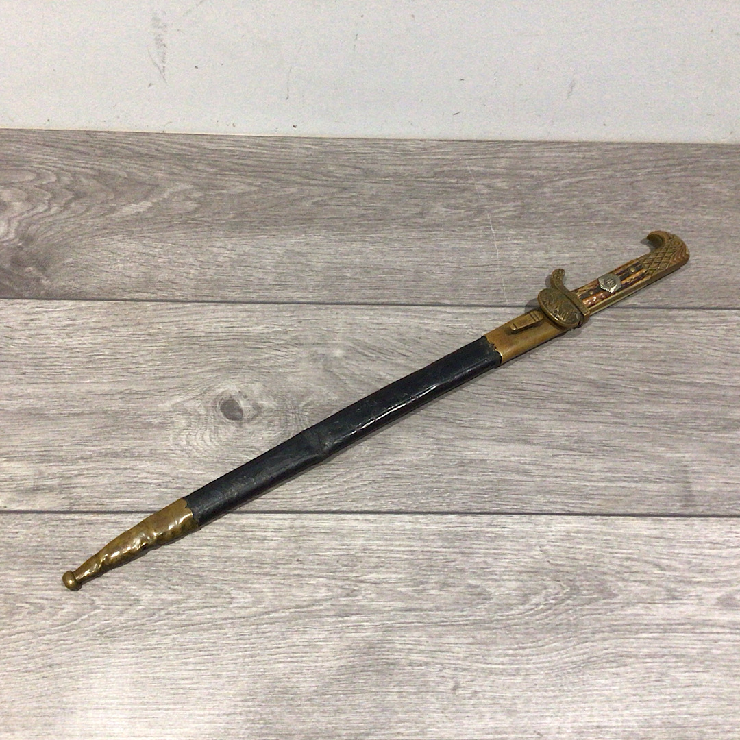Rare Long Gilt Weimar Rural Police Clamshell bayonet with early Carl Eickhorn trademark
