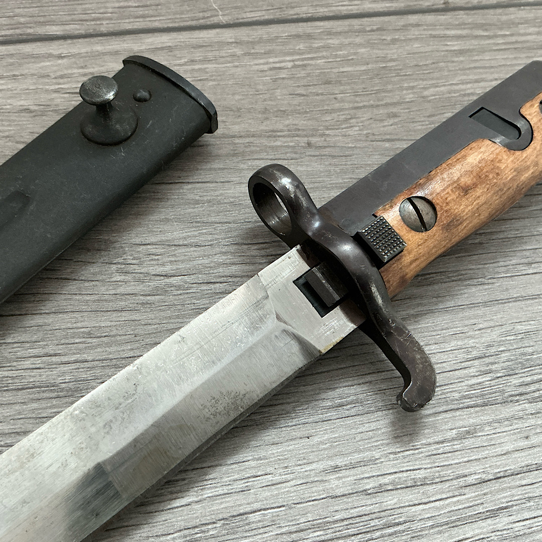 Norwegian M1944 Krag Jorgensen bayonet 1 off 4600 matching numbers - Image 11