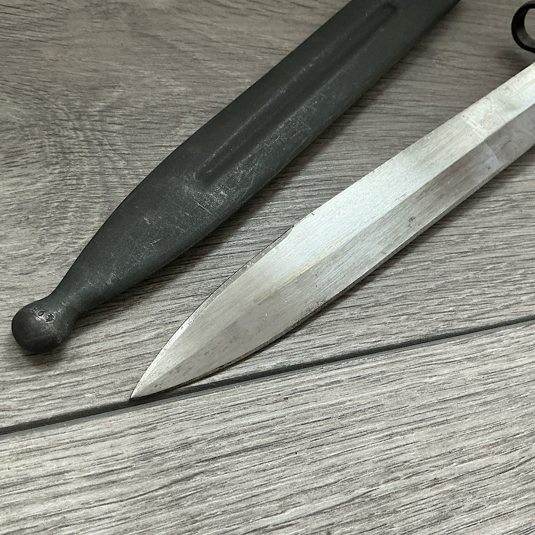 Norwegian M1944 Krag Jorgensen bayonet 1 off 4600 matching numbers - Image 12