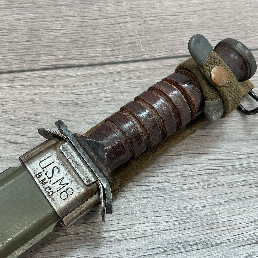 WW2 U.S M3 Fighting knife by Camillus cross guard stamped - Image 3