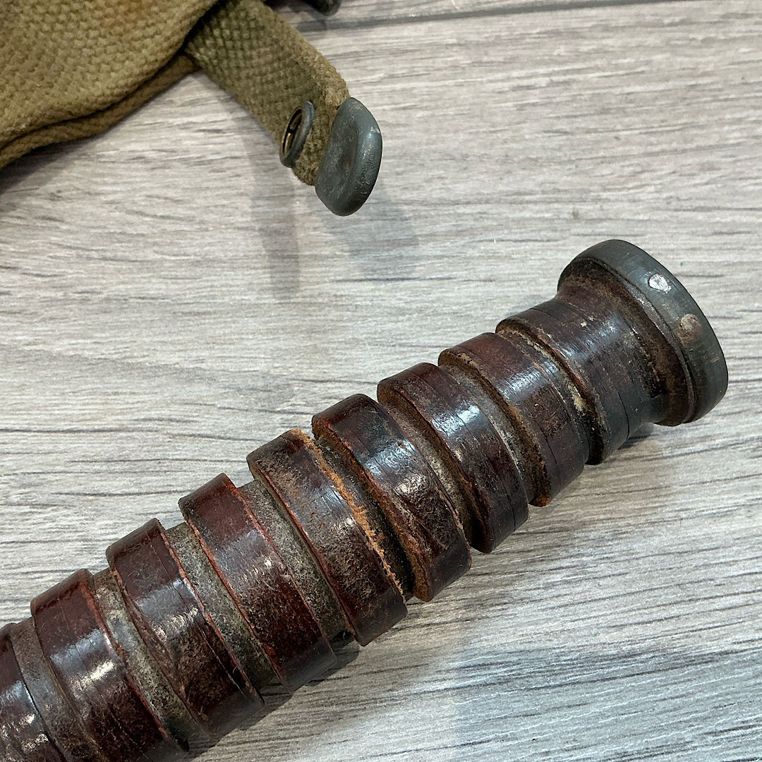 WW2 U.S M3 Fighting knife by Camillus cross guard stamped - Image 7