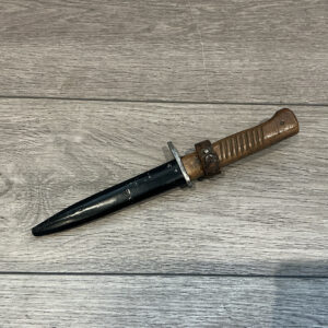 ww1-german-fighting-knife-by-ernst-busch-2
