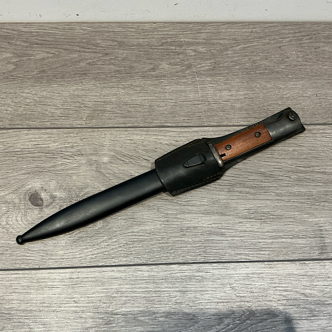 WW2 German 1942 K98 Not matching bayonet by JWH scarce French maker