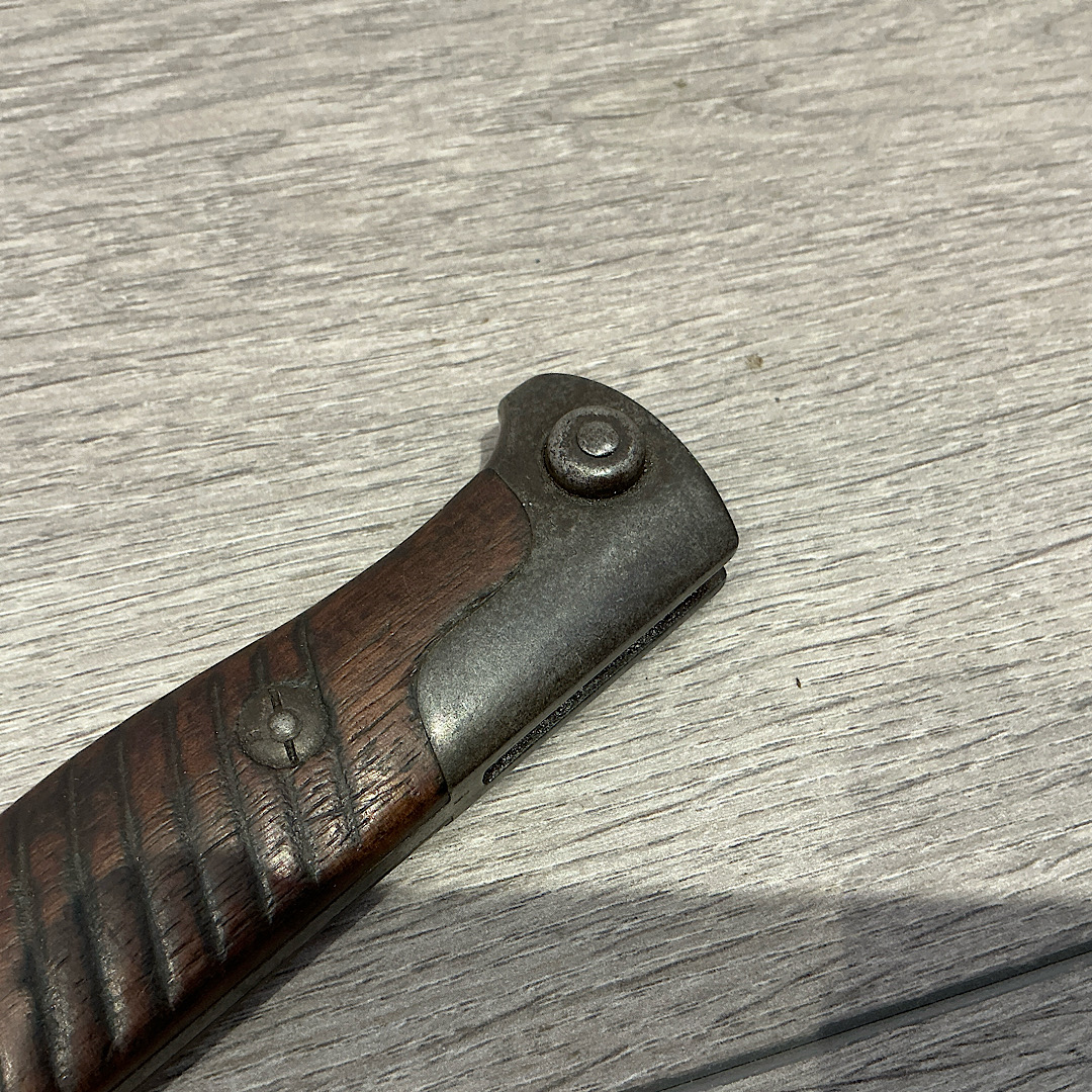 2nd Model Prussian German S98 bayonet marked to the Garde Reserve Regiment by V.C.Schilling - Image 2
