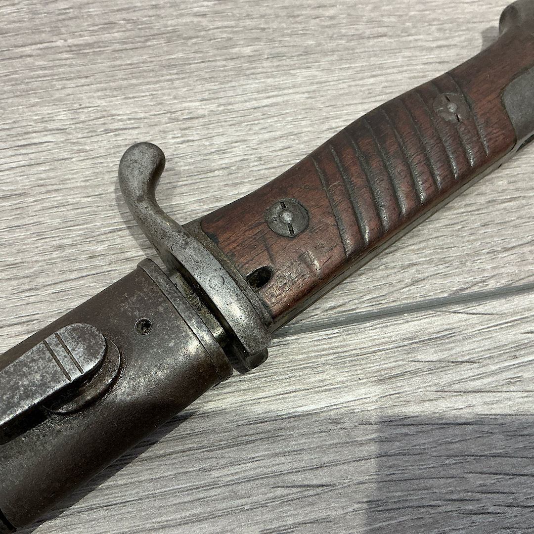 2nd Model Prussian German S98 bayonet marked to the Garde Reserve Regiment by V.C.Schilling - Image 3