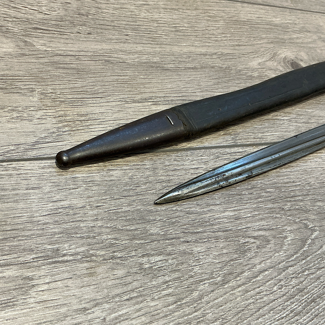 2nd Model Prussian German S98 bayonet marked to the Garde Reserve Regiment by V.C.Schilling - Image 13