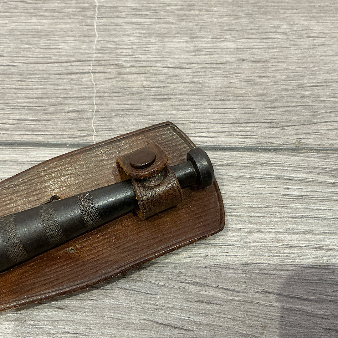Rare All Steel F-S Fighting knife The so called French resistance commando knife - Image 2