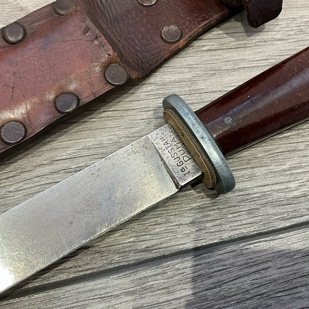 Scarce Original German WW2 Fighting knife by Puma in a custom made period scabbard - Image 9