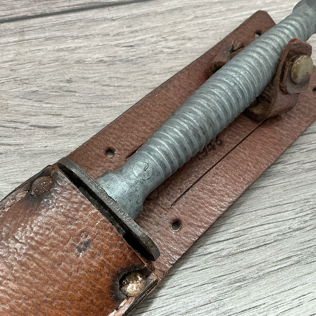 Rare WW2 Australian F.S Style knife made by Whittingslowe with its original sheath - Image 3