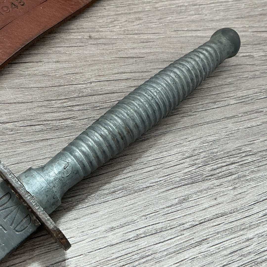 Rare WW2 Australian F.S Style knife made by Whittingslowe with its original sheath - Image 12