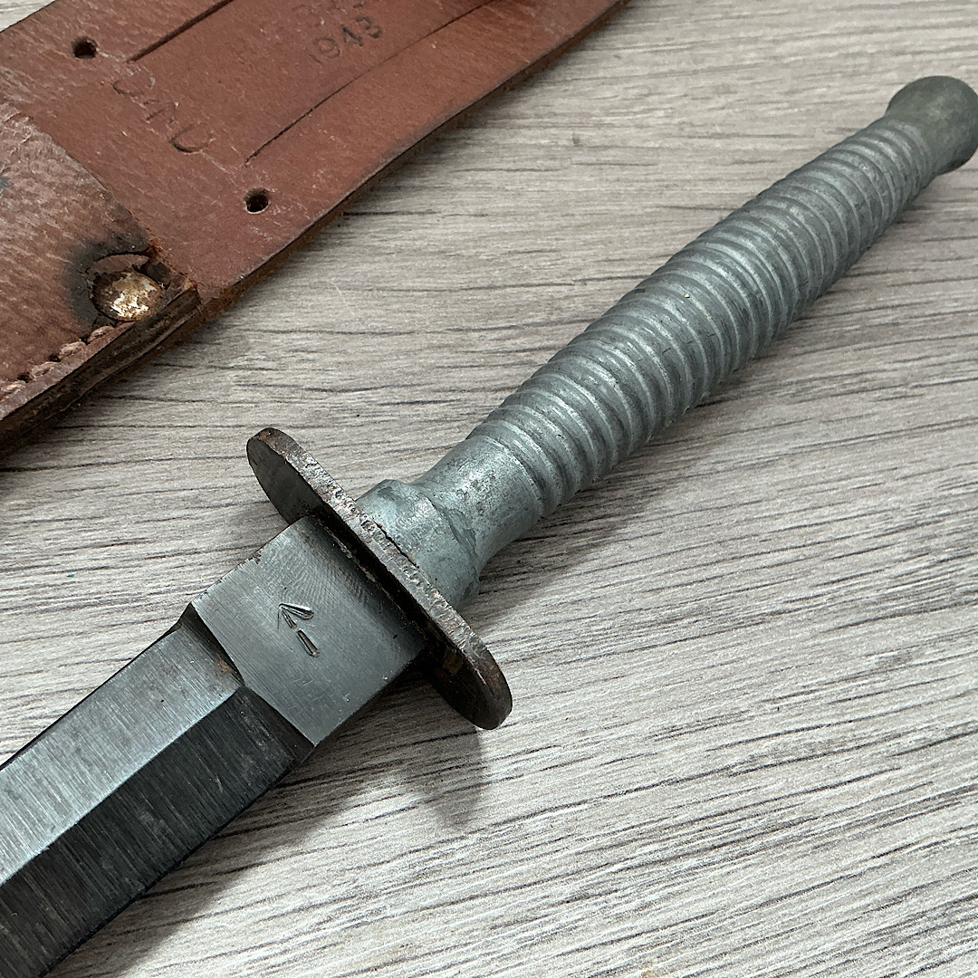 Rare WW2 Australian F.S Style knife made by Whittingslowe with its original sheath - Image 17
