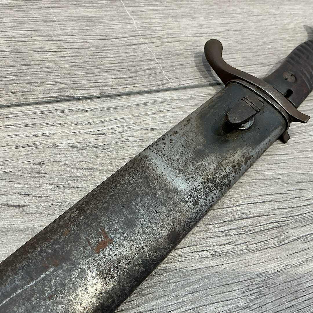 WW1 German 98/05 high ear butcher bayonet dated 1915 unit marked 131st Infantry Regiment by Weyersberg - Image 4