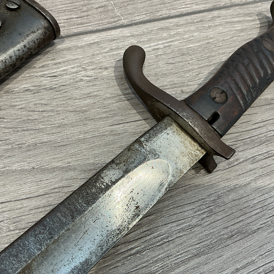 WW1 German 98/05 high ear butcher bayonet dated 1915 unit marked 131st Infantry Regiment by Weyersberg - Image 11