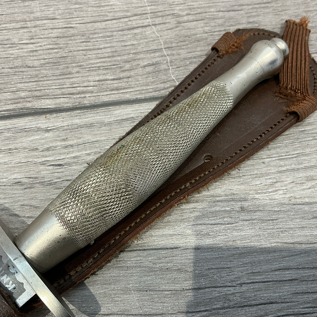 Rare 2nd Pattern Nickel Wilkinson Logo Fairbairn Sykes F.S knife in very nice condition - Image 3