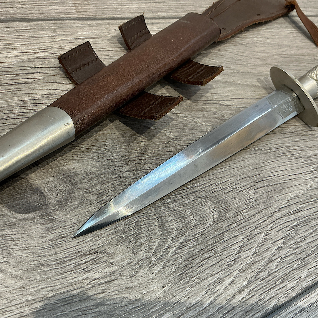 Rare 2nd Pattern Nickel Wilkinson Logo Fairbairn Sykes F.S knife in very nice condition - Image 17