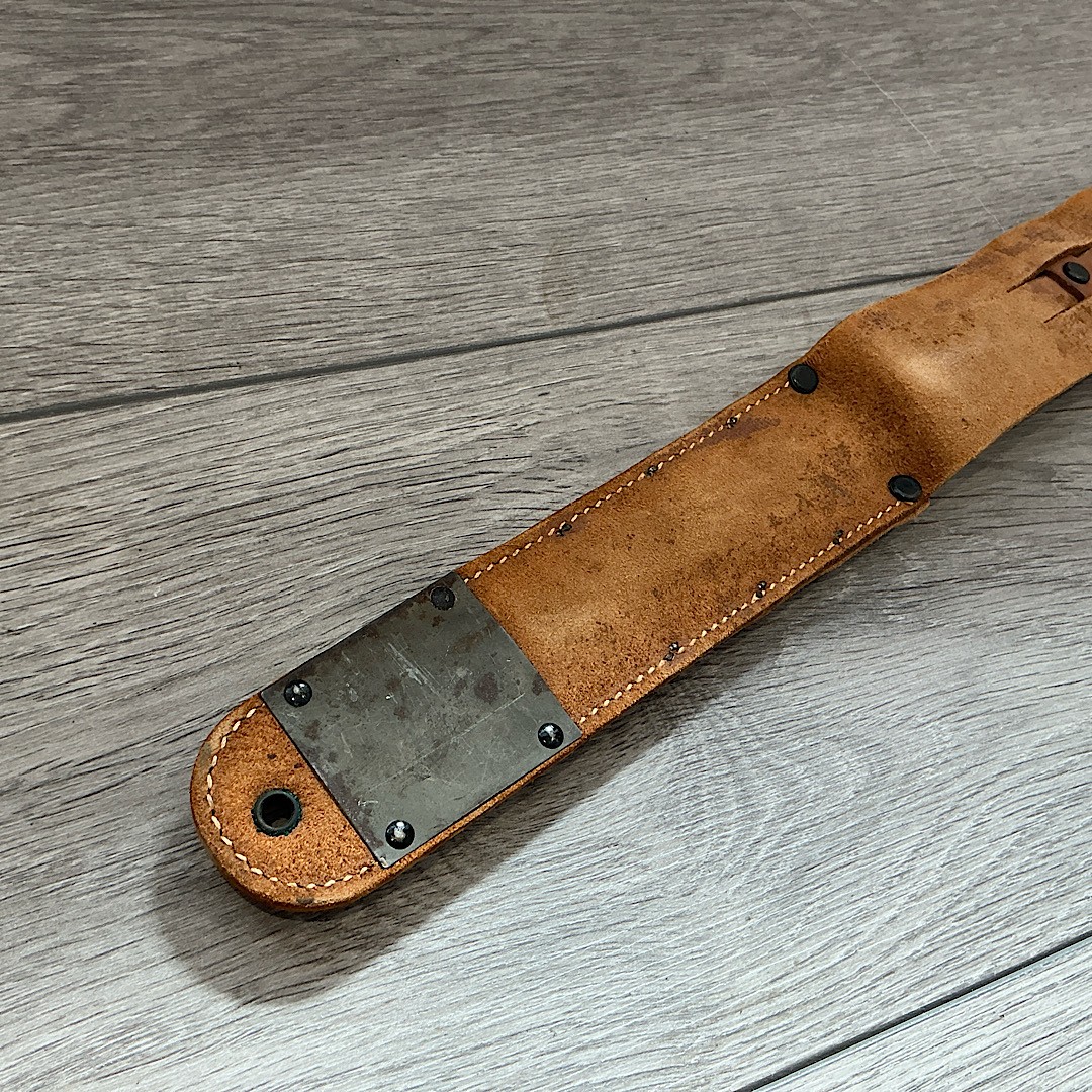 Scarce WW2 Canadian Parkerised Stiletto Fighting knife used by the 1st Canadian Parachute Battalion - Image 7