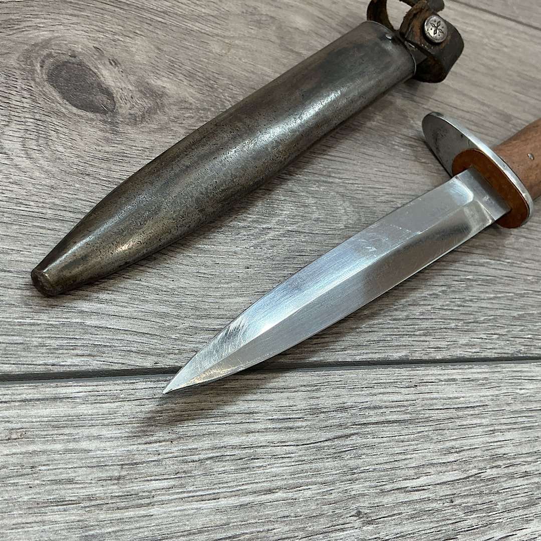 Scarce WW1 German fighting knife by Ernst Busch - Image 8